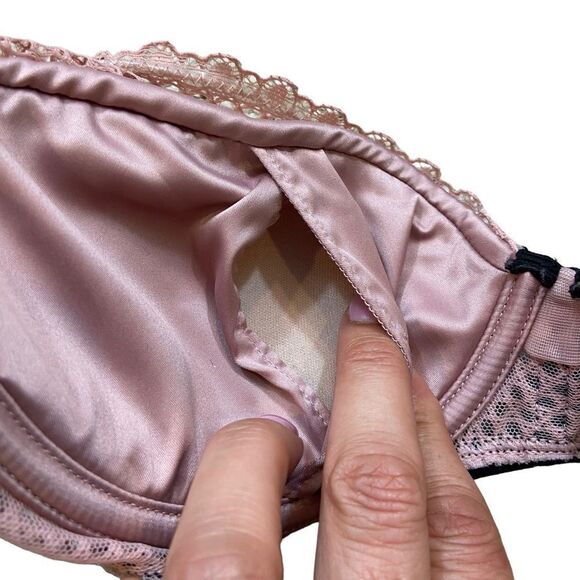 Victoria’s Secret Plunge Padded Pink and Black Push Up Bra Size 32C - Picture 4 of 14